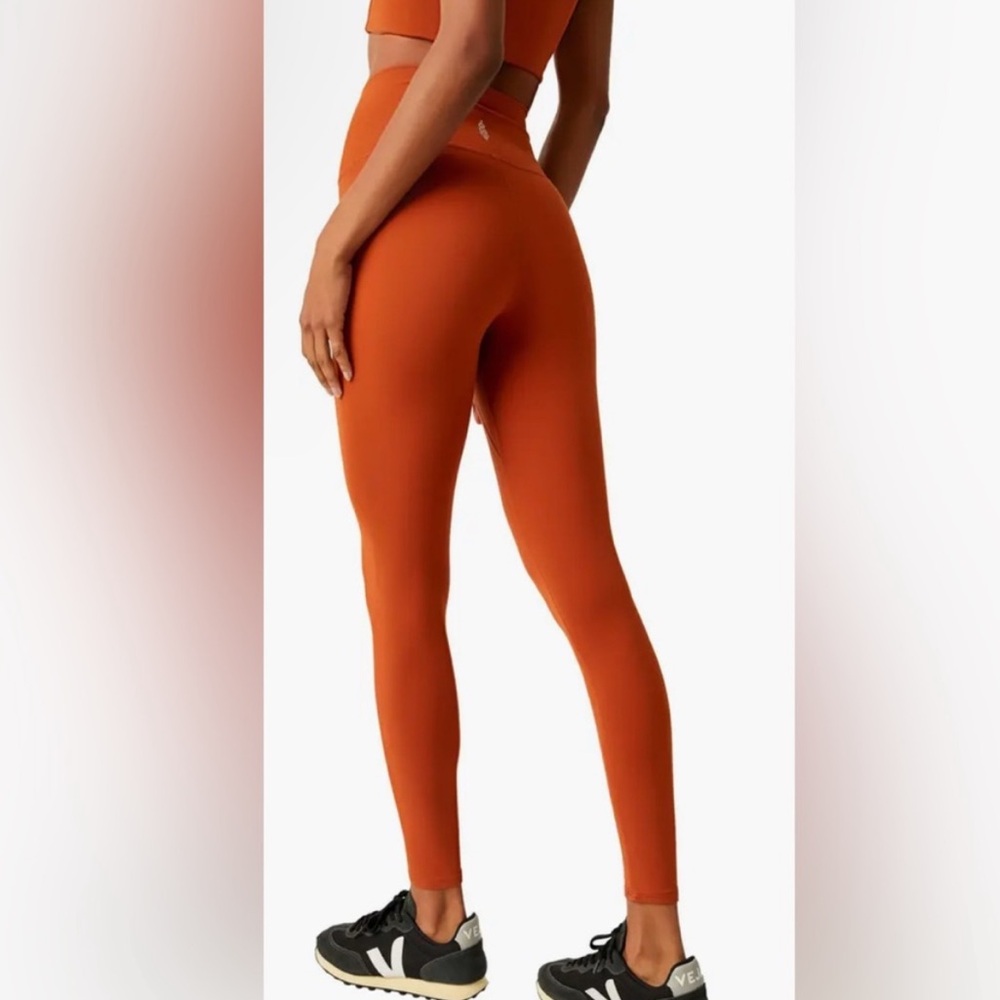 NWOT FP MOVEMENT NEVER BETTER LEGGINGS RT $98